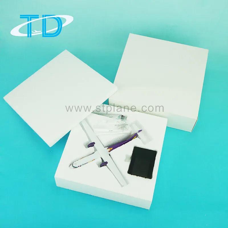 Atr72 Plane Model Atr72-500 Cambodia Angko Air 18cm Resin Material