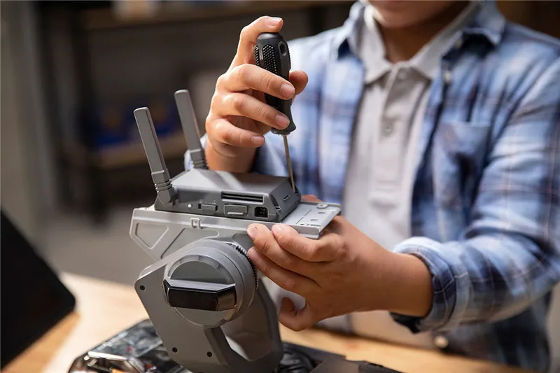 Dji Robomaster S1 Steam DIY 4WD Brushless HD Fpv APP Control Intelligent Educational Robot with Ai Modules