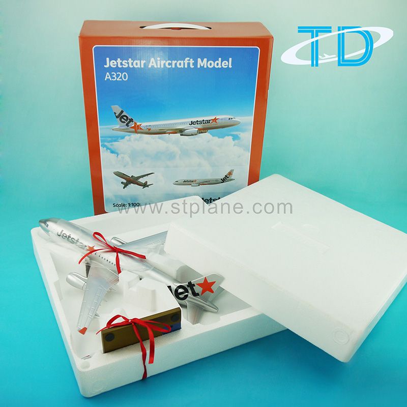 Jetstar A320neo Airplane Model Desktop Decoration
