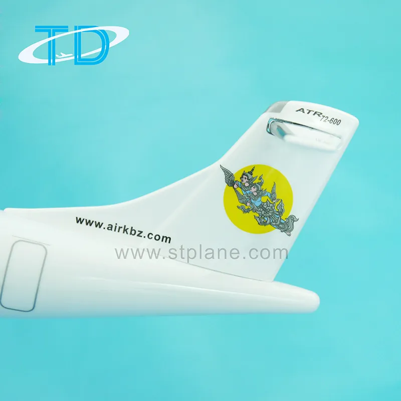 Kbz 1: 100 Scale Atr72-600 Resin Aircraft Model