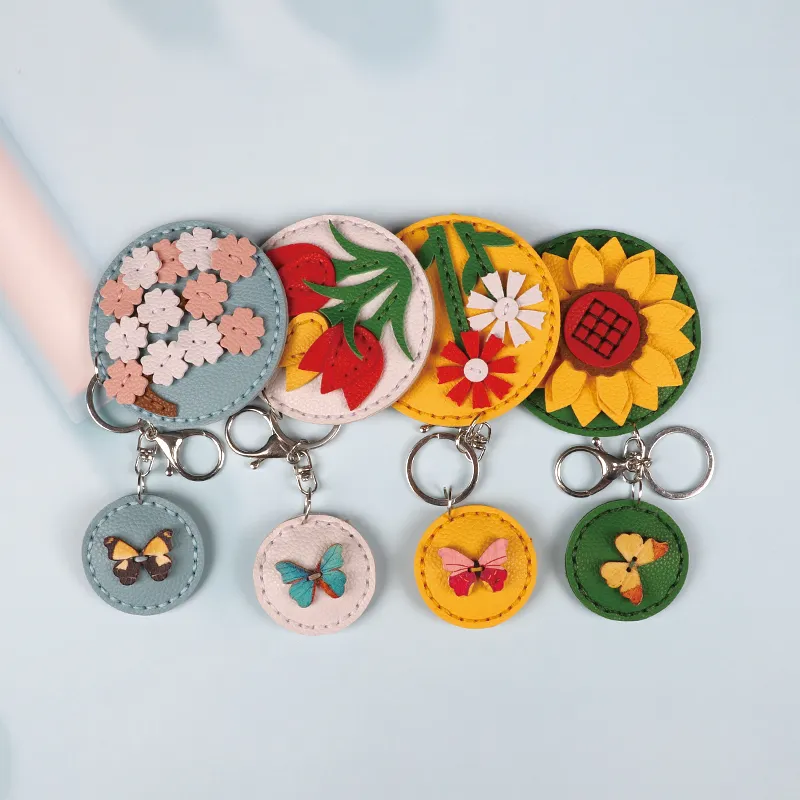 Manufacturer DIY Educational Sewingn Kit Mirror Key Chain Toy Flower Keychain Toys for Kid Girls Boys Gift