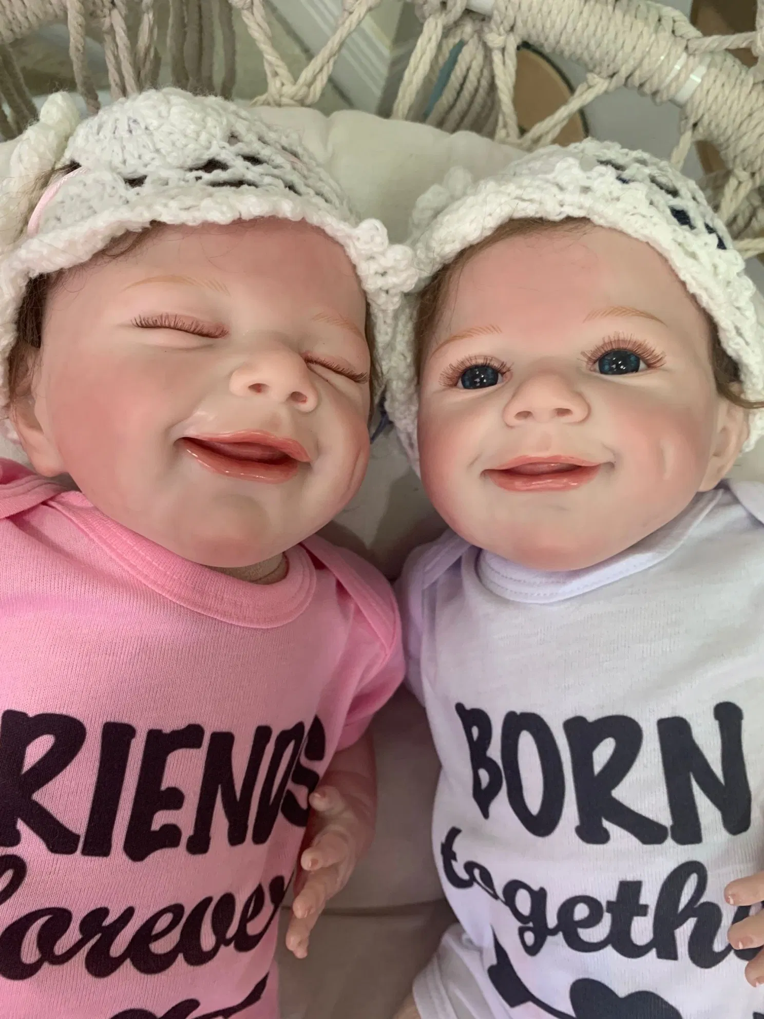 Original New Face Super Sweet Bebe Doll Reborn Baby Twins Lifelike Very Soft Touch Flexible Collectibles 100% Hand-Made Original New Face Super Sweet Bebe Doll Reborn Baby Twins Lifelike Very Soft Touch Flexible Collectibles 100% Hand-Made